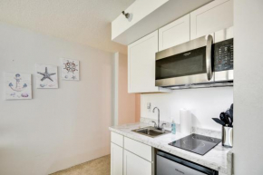 Daytona Beach Vacation Rental with Pool Access